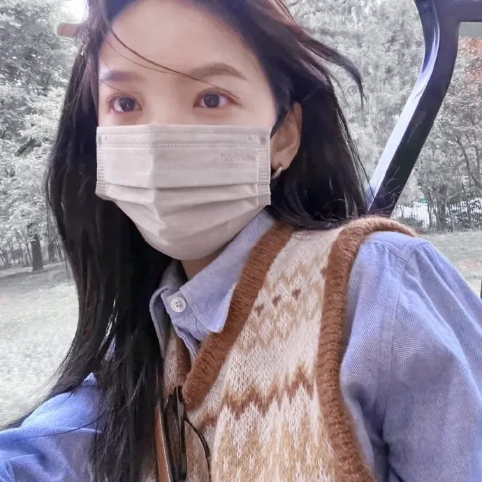 我想变成鸟,所以跳起来